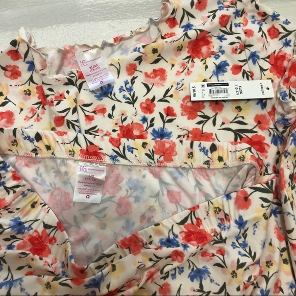 No Boundaries 2 piece floral set L/XL - Picture 4 of 6